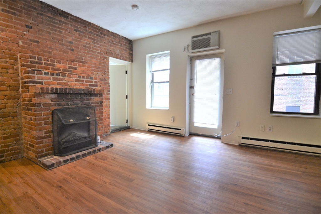 67 Saint Germain - Back Bay
