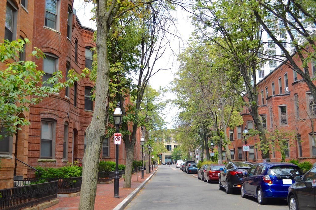 67 Saint Germain - Back Bay
