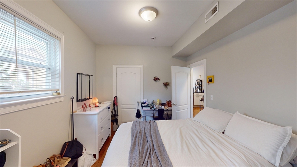 60 Boylston St. - Jamaica Plain
