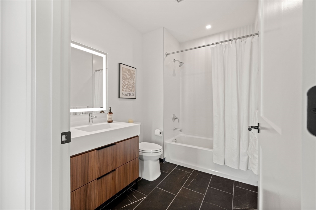 1515 Commonwealth - Brighton
