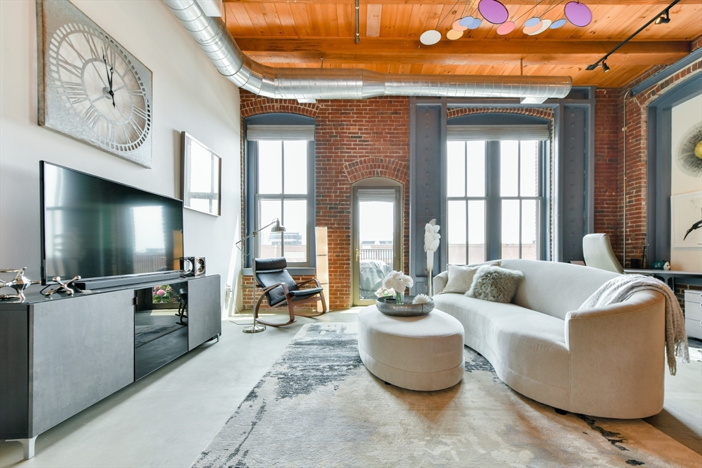 35 Channel Center St. - Seaport District