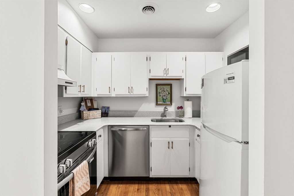 21 Hancock St. - Beacon Hill