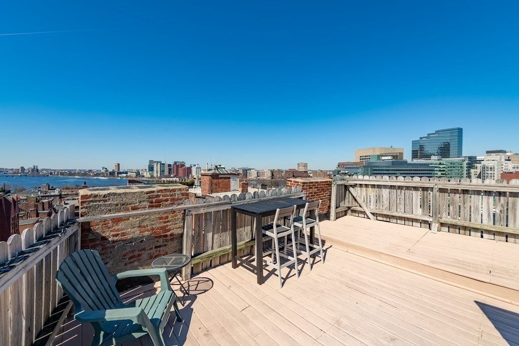 101 Myrtle St. - Beacon Hill