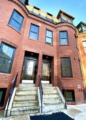 209 Green St. - Central Square