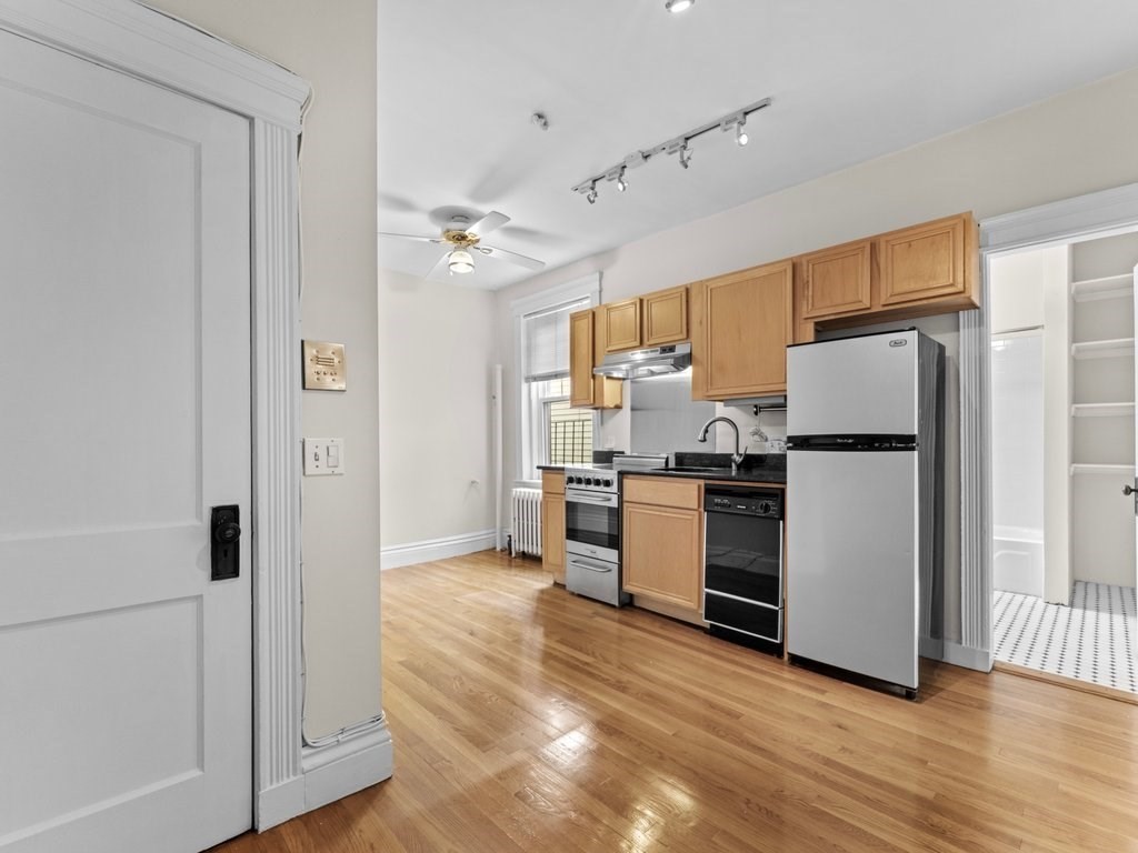 35 Queensberry - Fenway