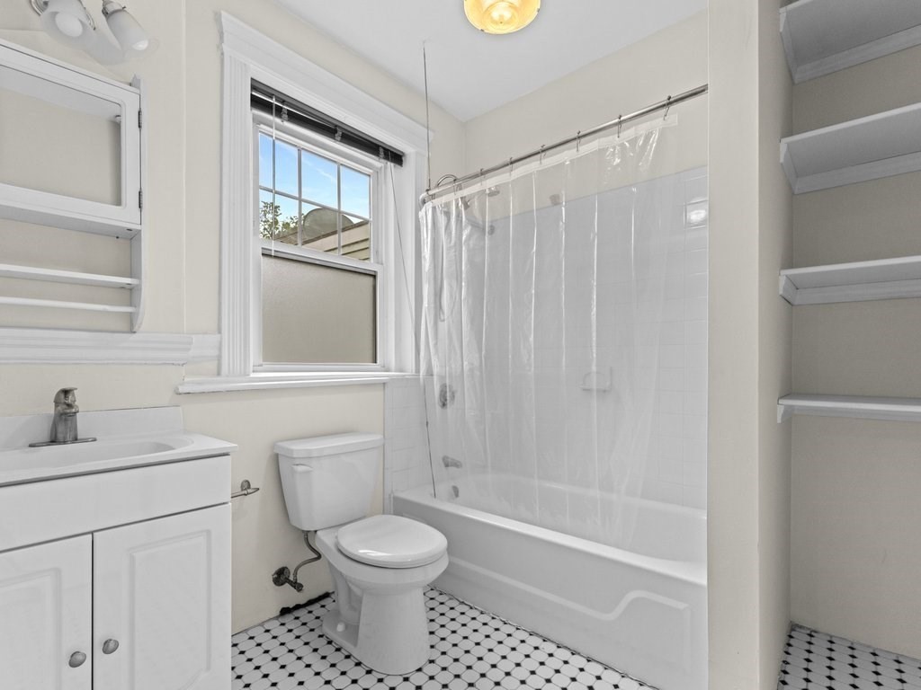 35 Queensberry - Fenway