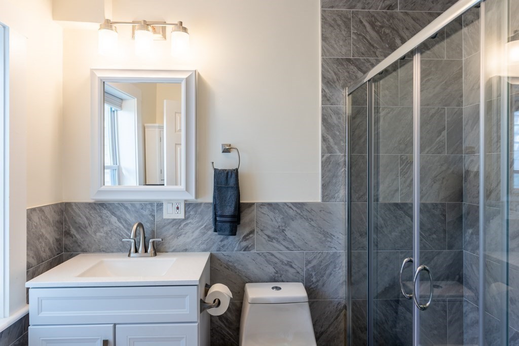 5 Everett Ct. - East Boston