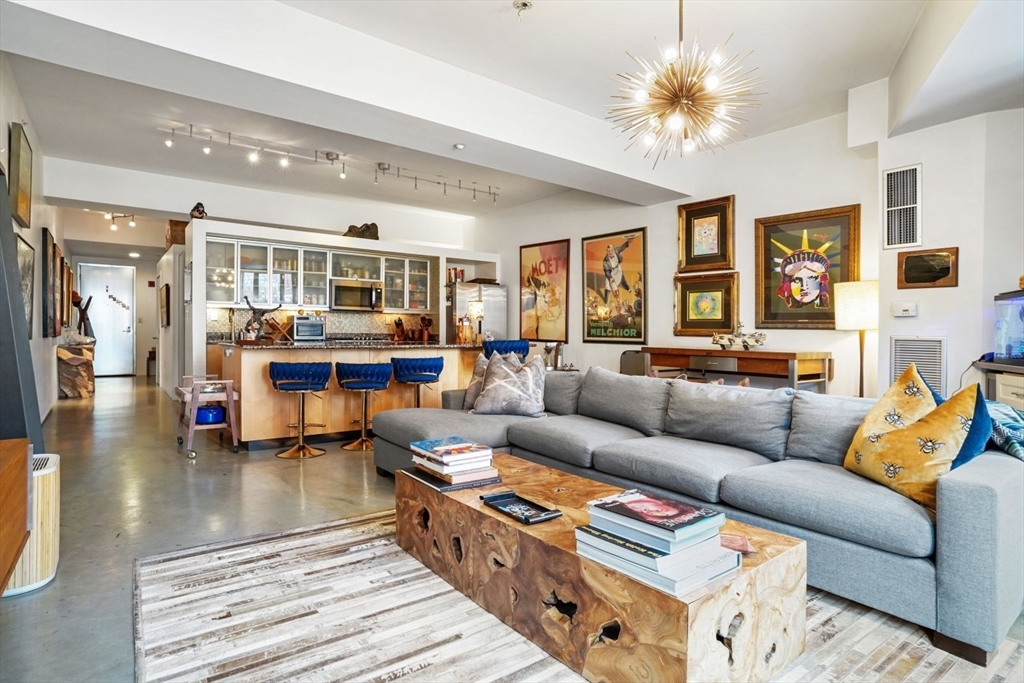 1313 Washington - South End