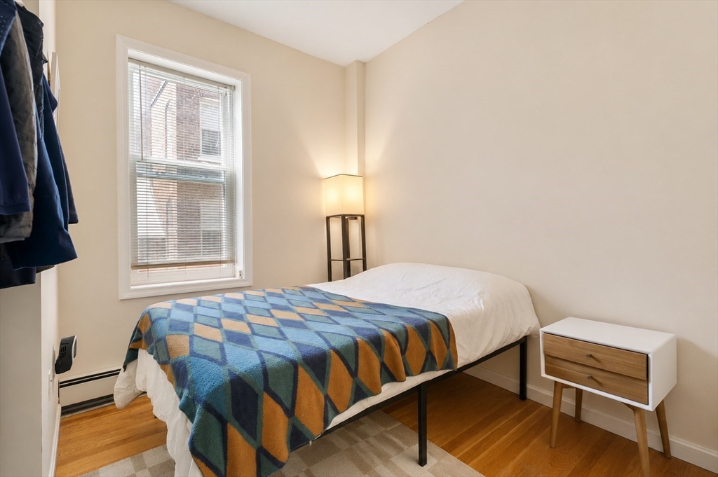 28 Phillips St. - Beacon Hill