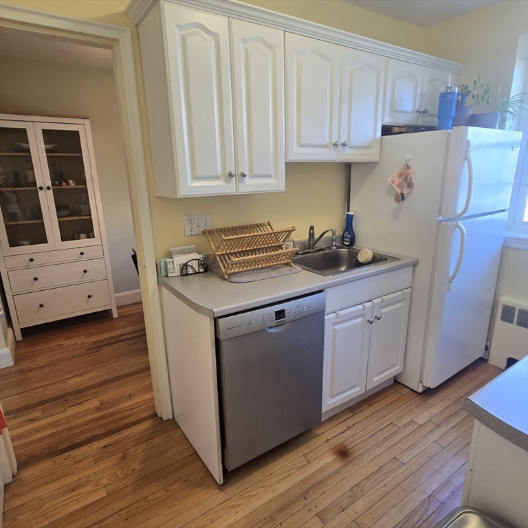 31-1/2 Englewood Ave. - Brookline