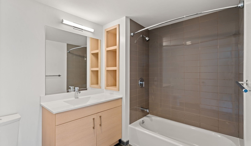 99 Kneeland St. - Chinatown