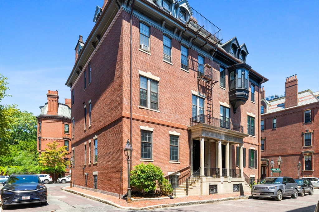 2 Otis Pl. - Beacon Hill