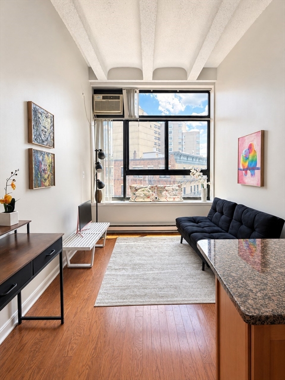 12 Stoneholm St. - Fenway