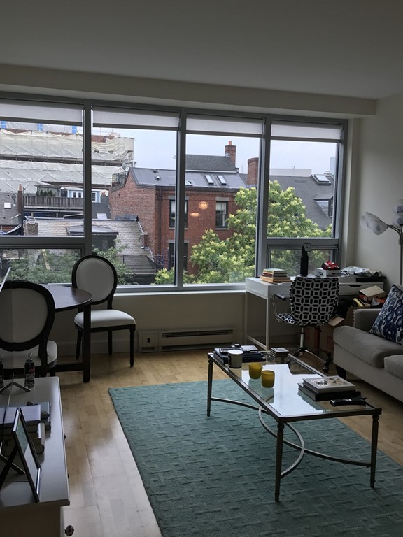 10 Bowdoin - Beacon Hill