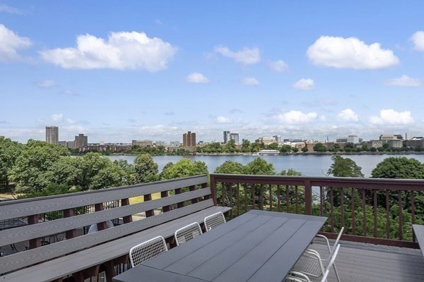 31 Bay State Rd. - Back Bay