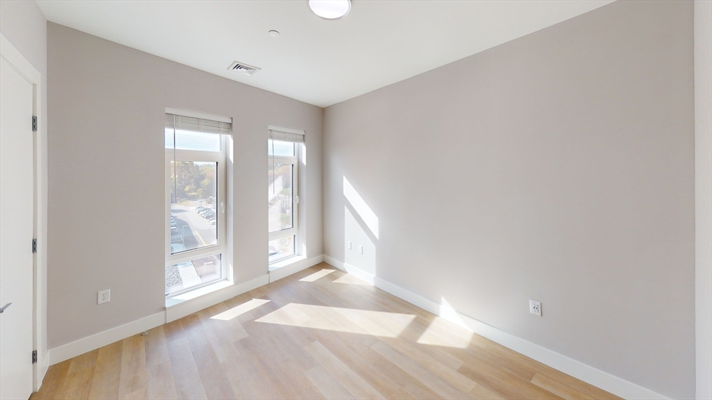 250 Cente - Jamaica Plain