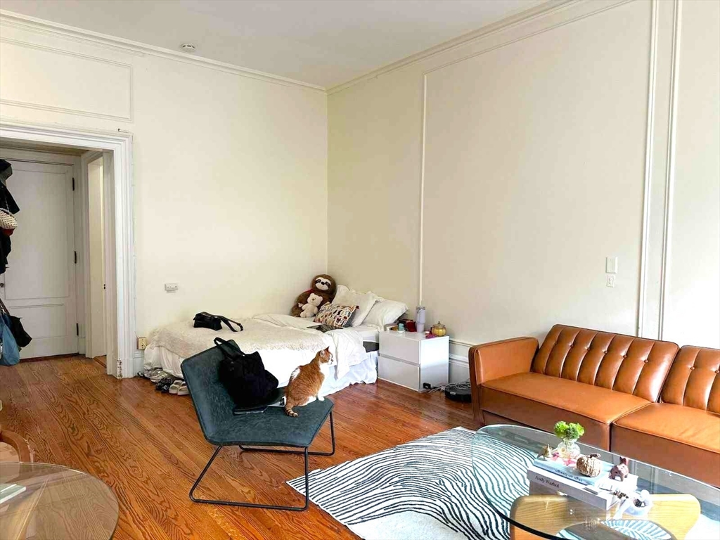 107 Beacon - Back Bay