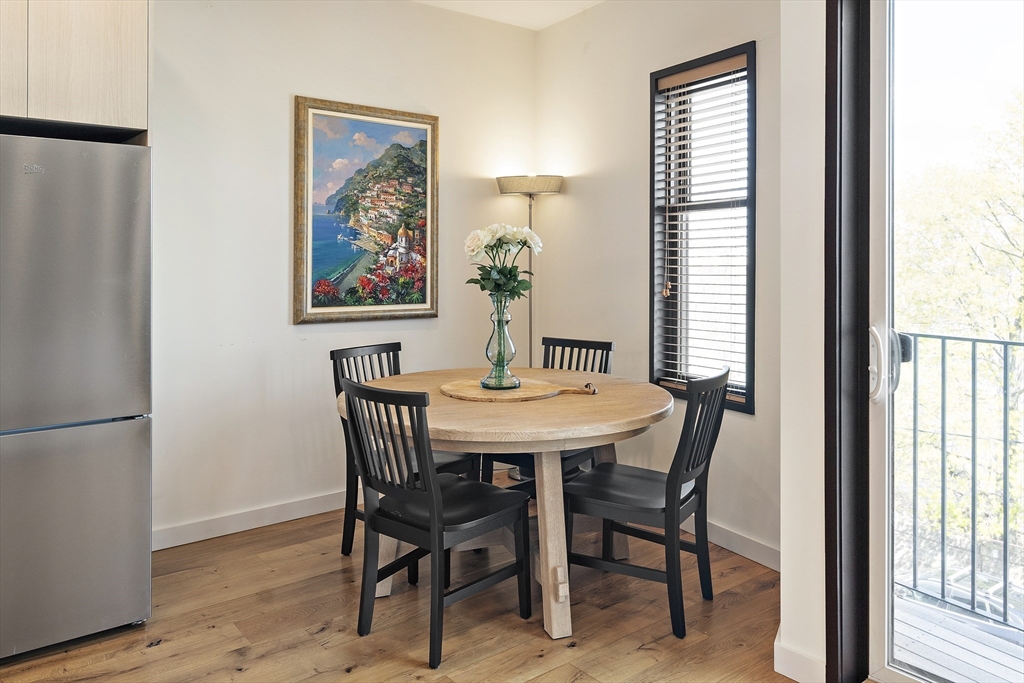 211 Condor - East Boston