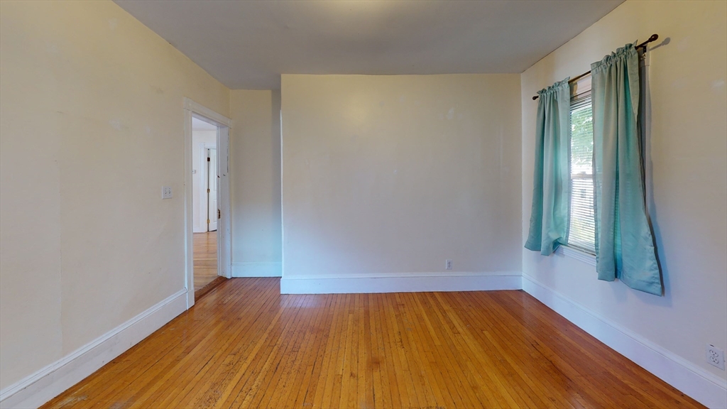 47 Fairbanks - Brighton