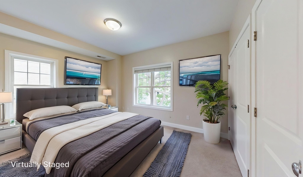 60 Holworthy - Roxbury