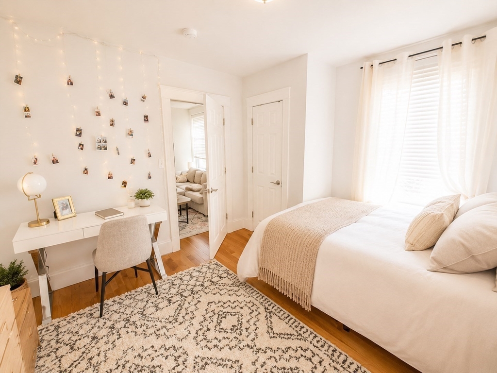 29 Grove St. - Beacon Hill