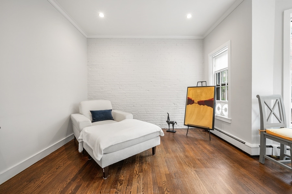 11 Dartmouth Pl. - South End