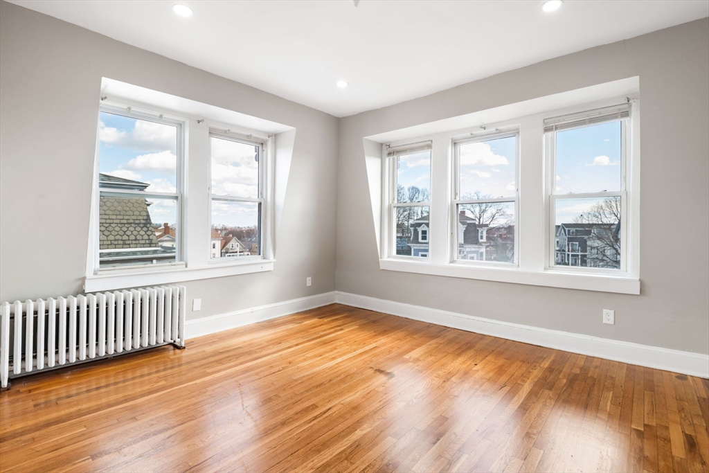 501 Warren Ave. - Roxbury