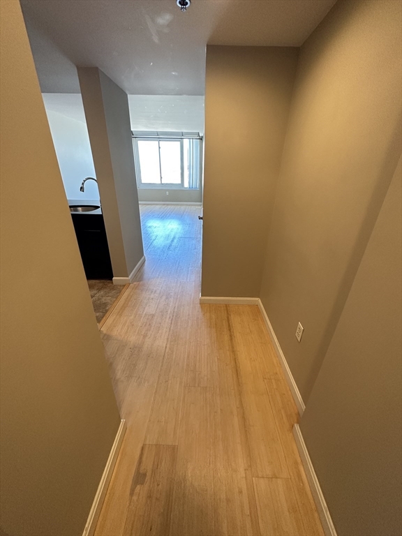 8 Museum Way - East Cambridge