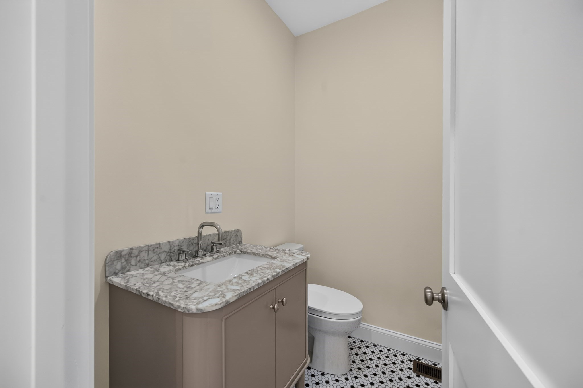 25 Richfield - Dorchester
