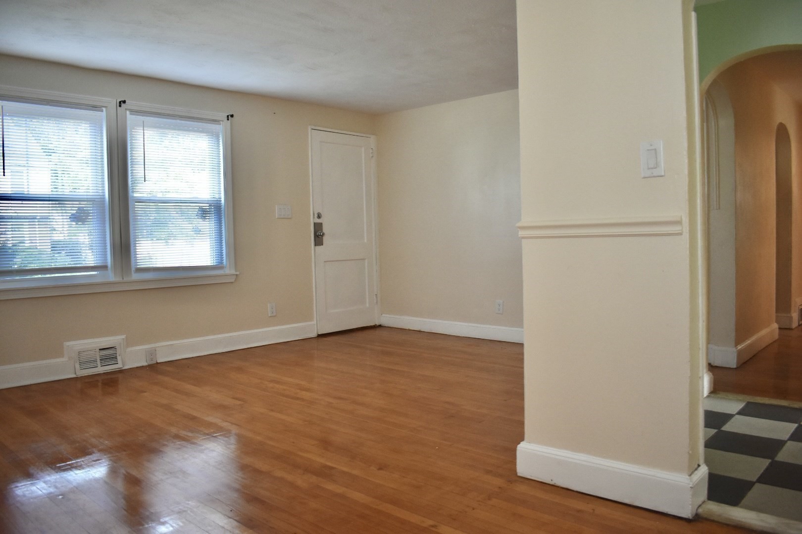 63 Tyler St. - Hyde Park
