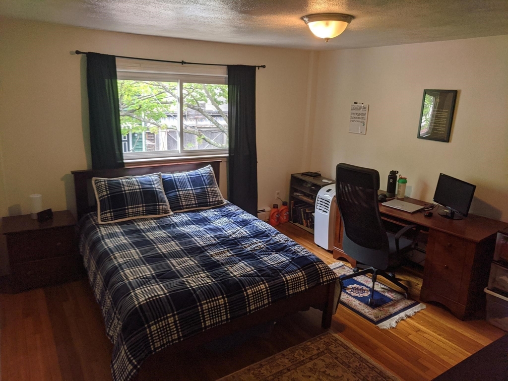 17 Hunting St. - East Cambridge