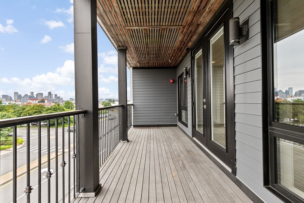 85 Willow Ct. - Dorchester