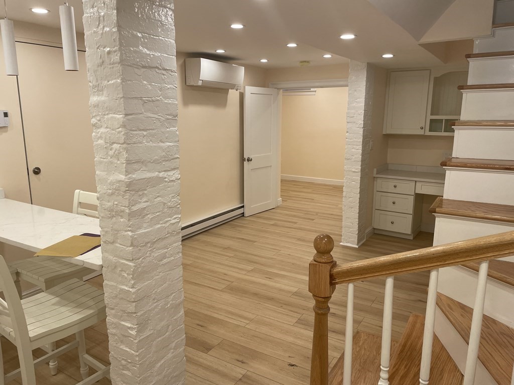 69 Revere St. - Beacon Hill