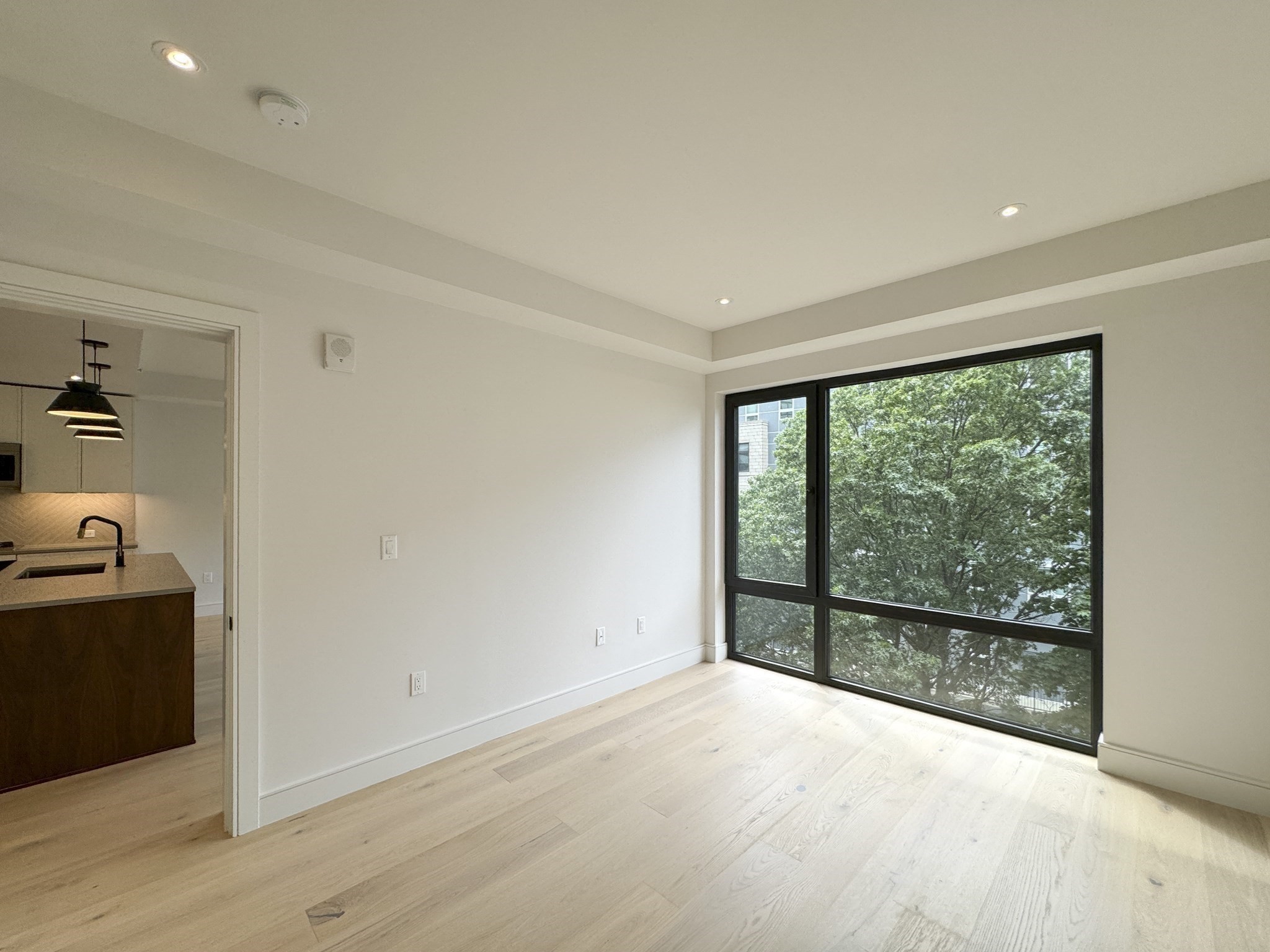 1 Nevins Hill Way - Brighton
