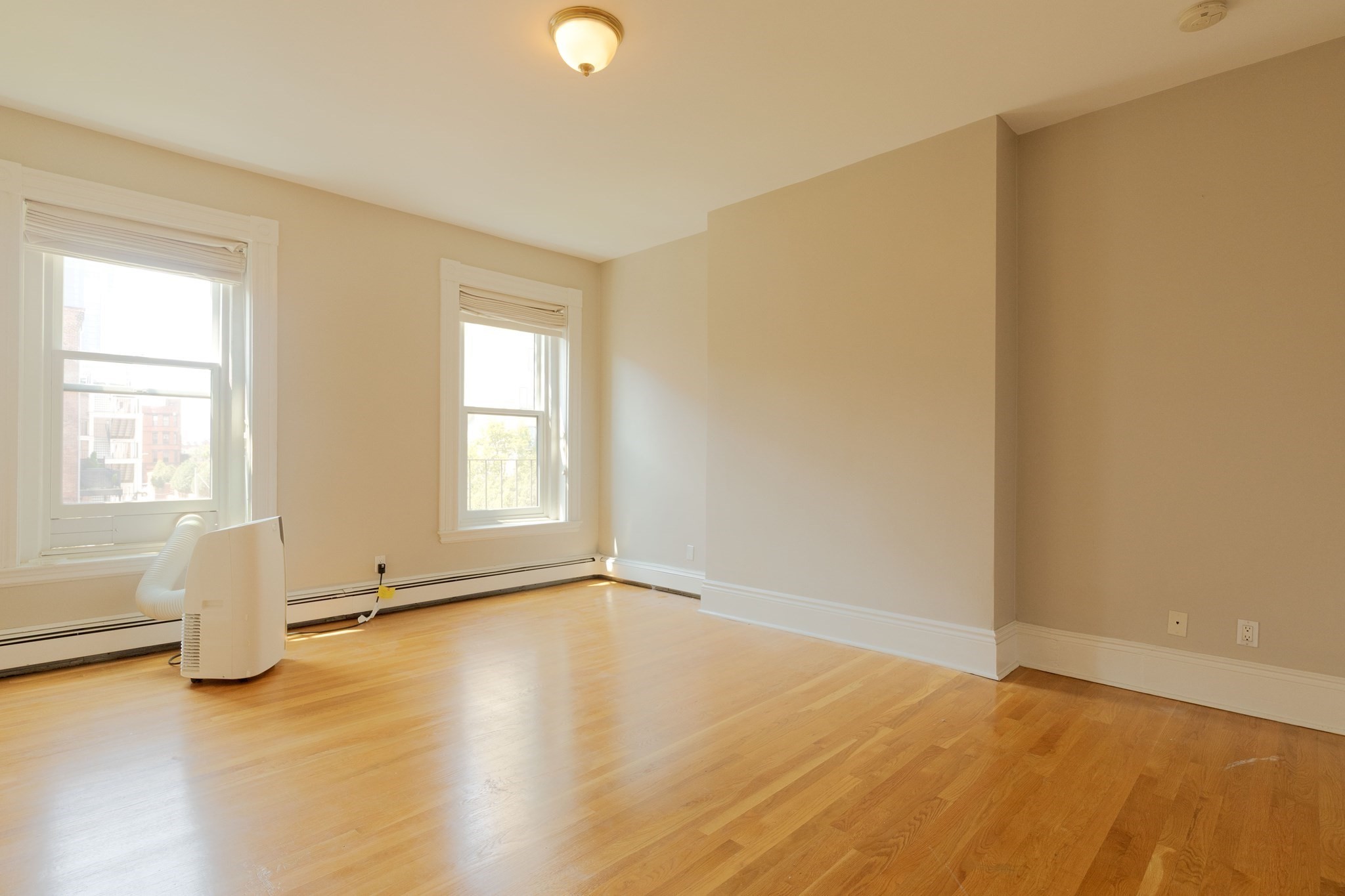 256 West Newton - Back Bay