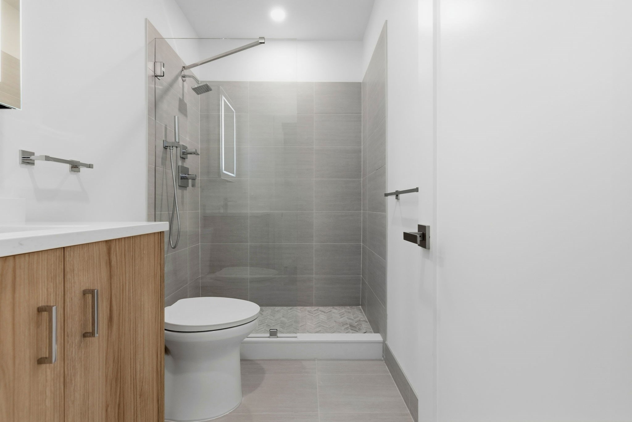 6 Devine Way - South Boston