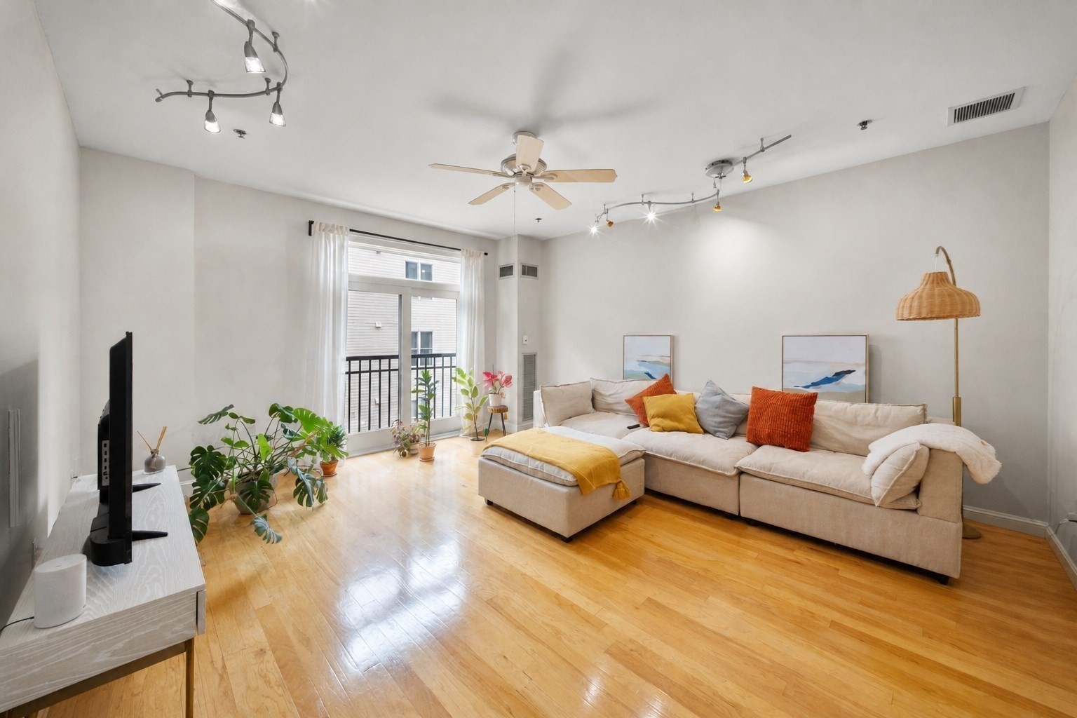 1723 Washington St. - South End