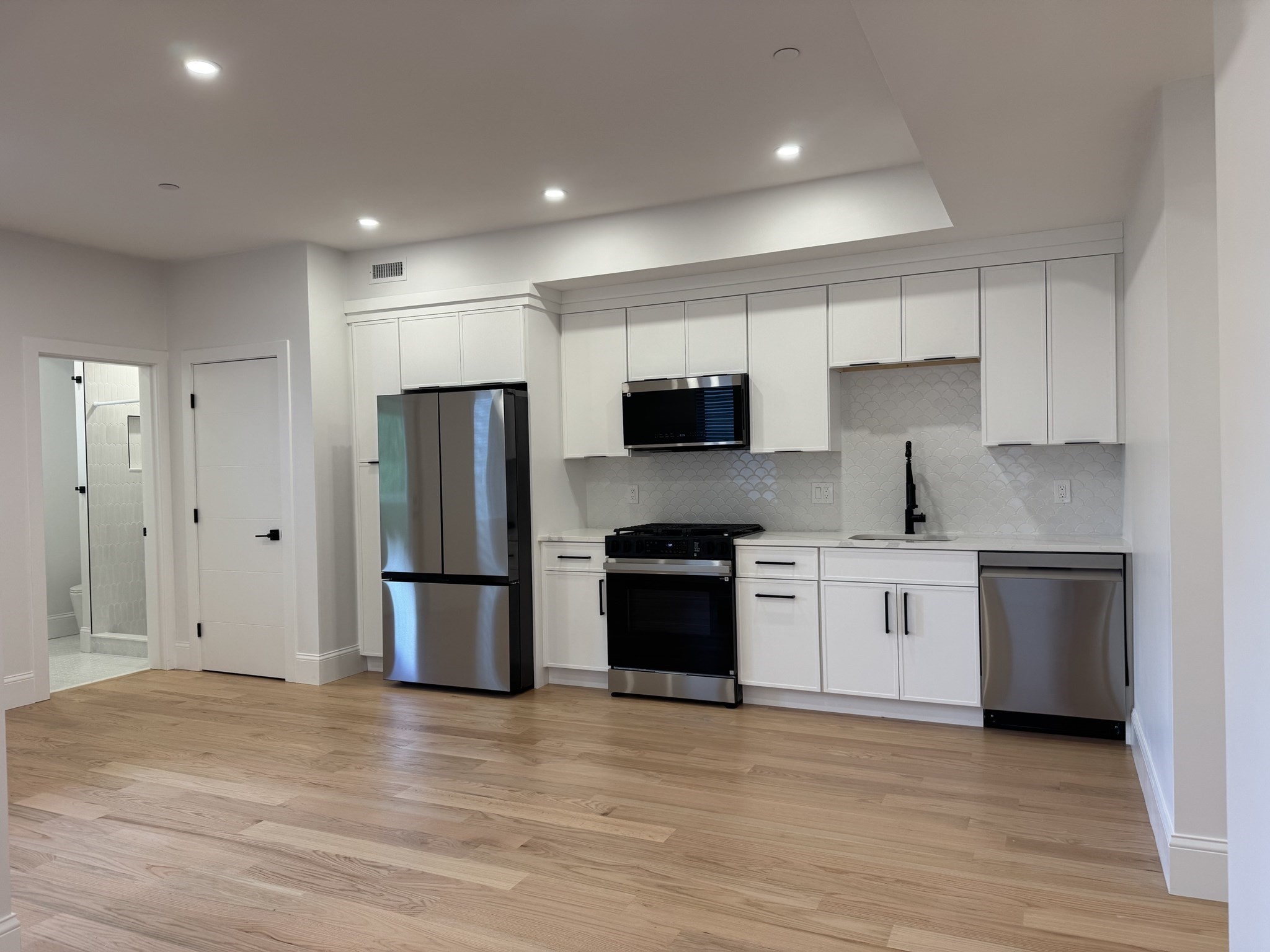 531 Bennington - East Boston