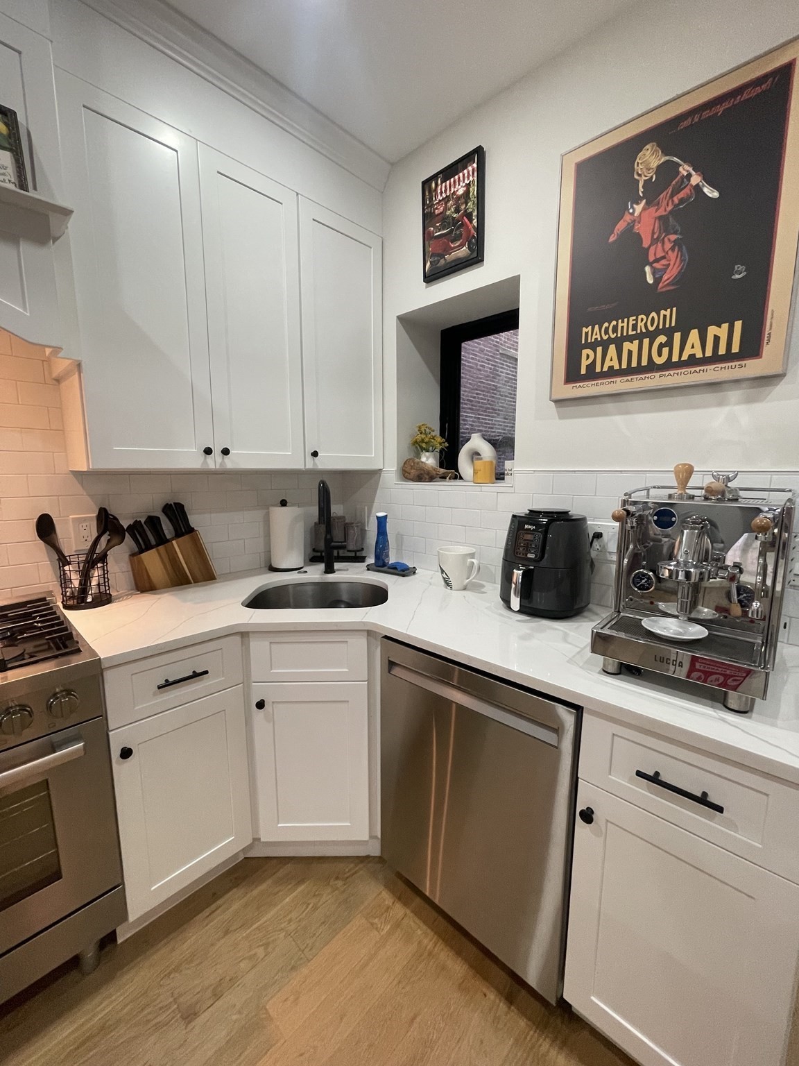 5 Garden Ct. - North End