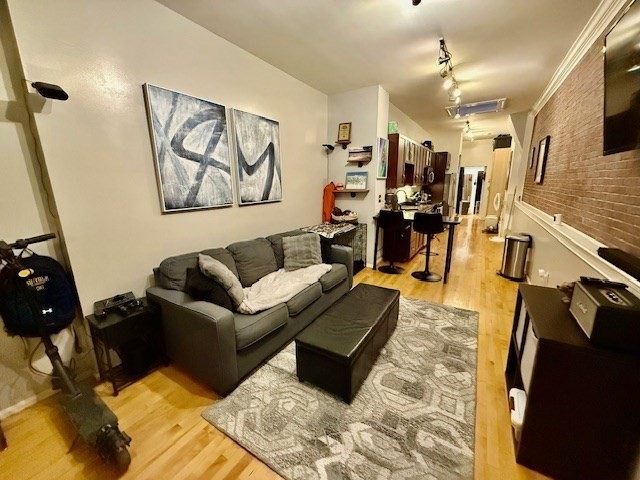 88 Prince St. - North End