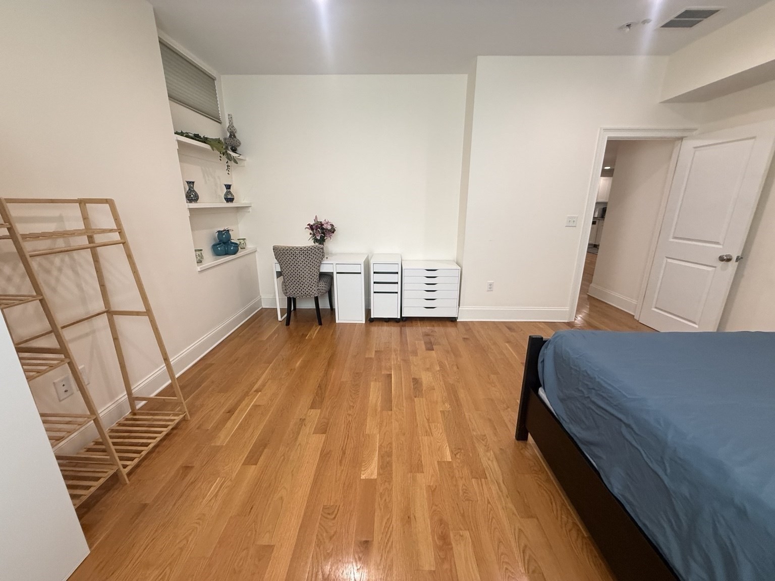 40 Naples - Coolidge Corner