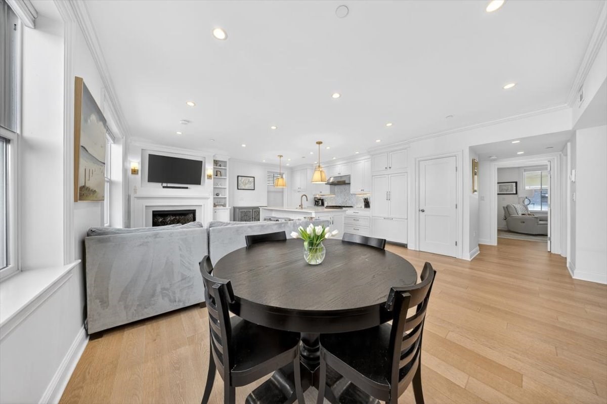 521 East 8th - South Boston
