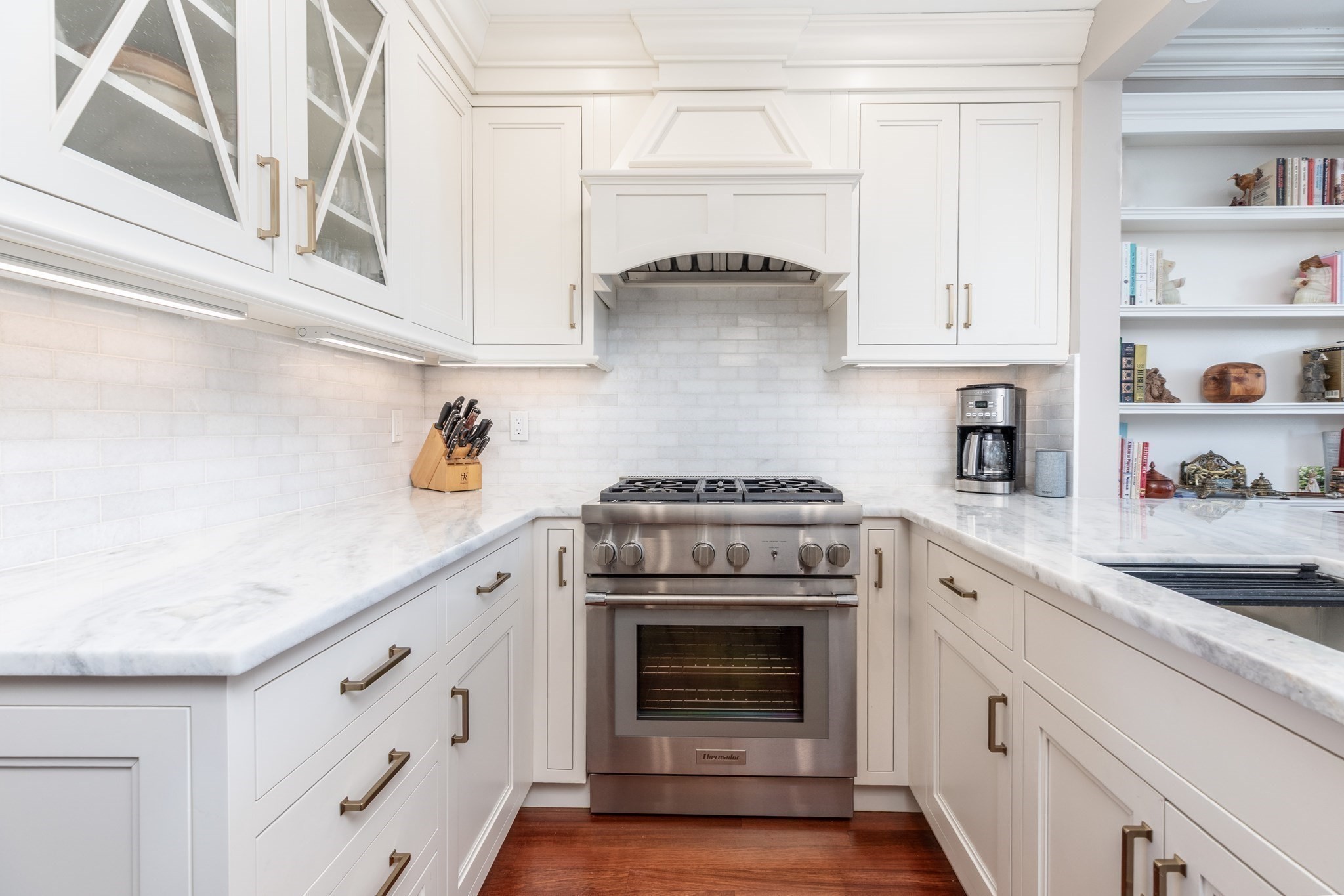 83 Montgomery St. - South End