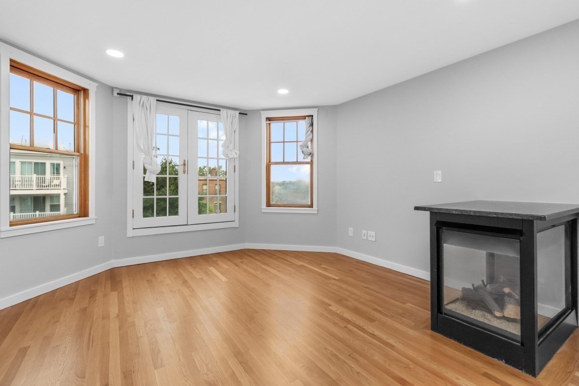 40 Baxter St. - South Boston