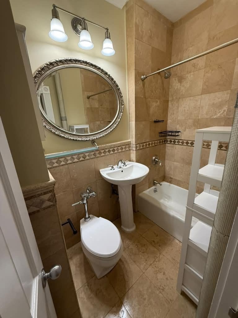 271 Dartmouth St. - Back Bay