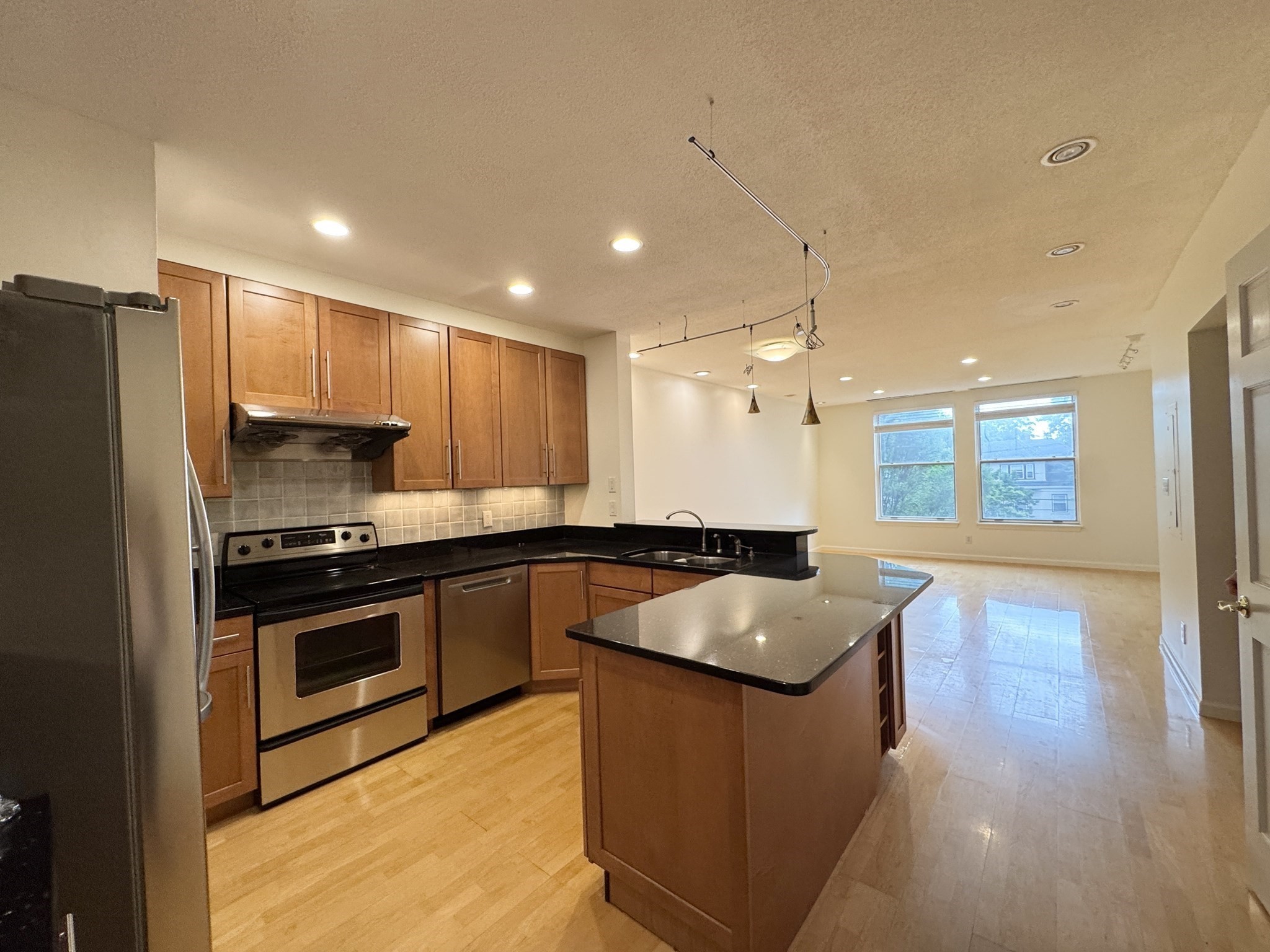 25 Marion - Coolidge Corner