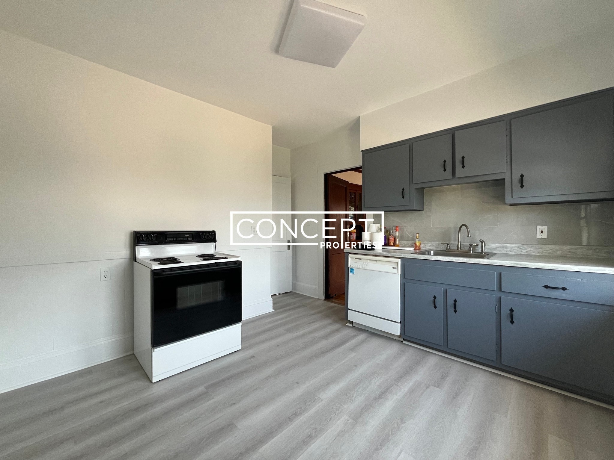 2 Laban Pratt Rd. - Dorchester