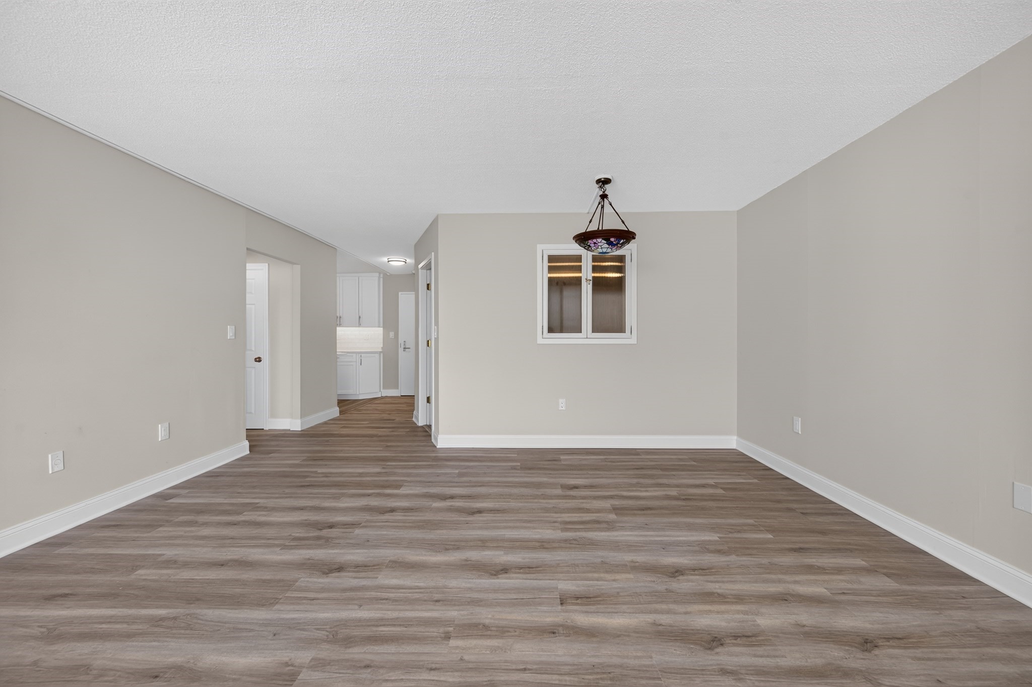 566 Commonwealth Ave. - Kenmore