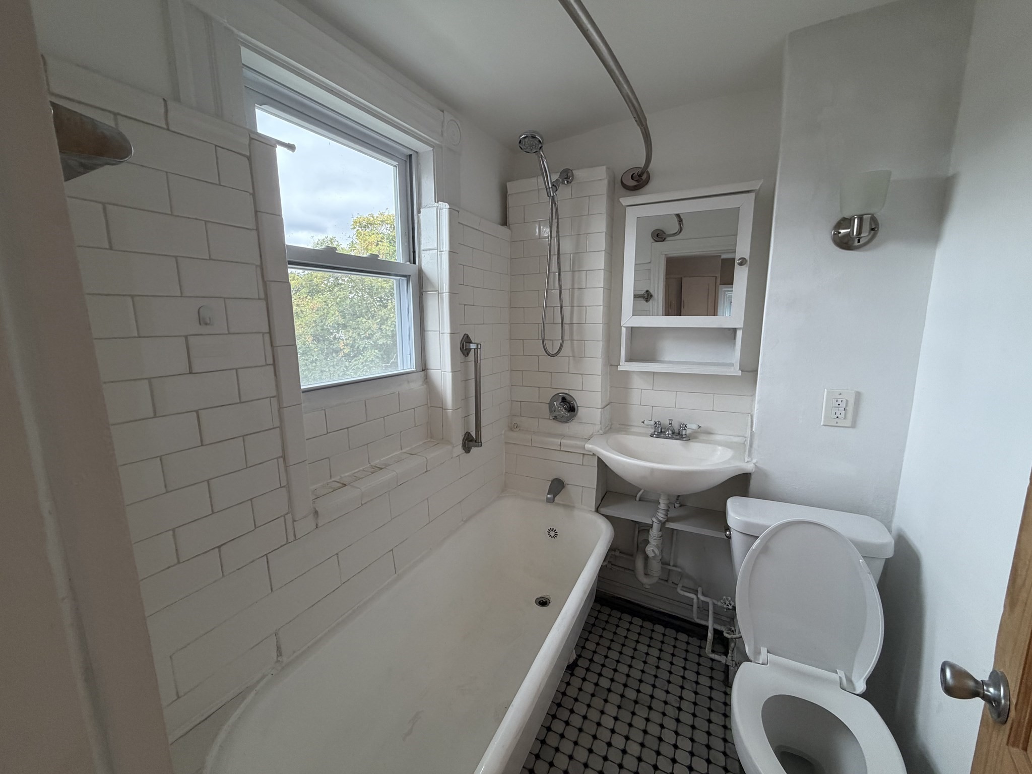 4 Barrett - South Boston