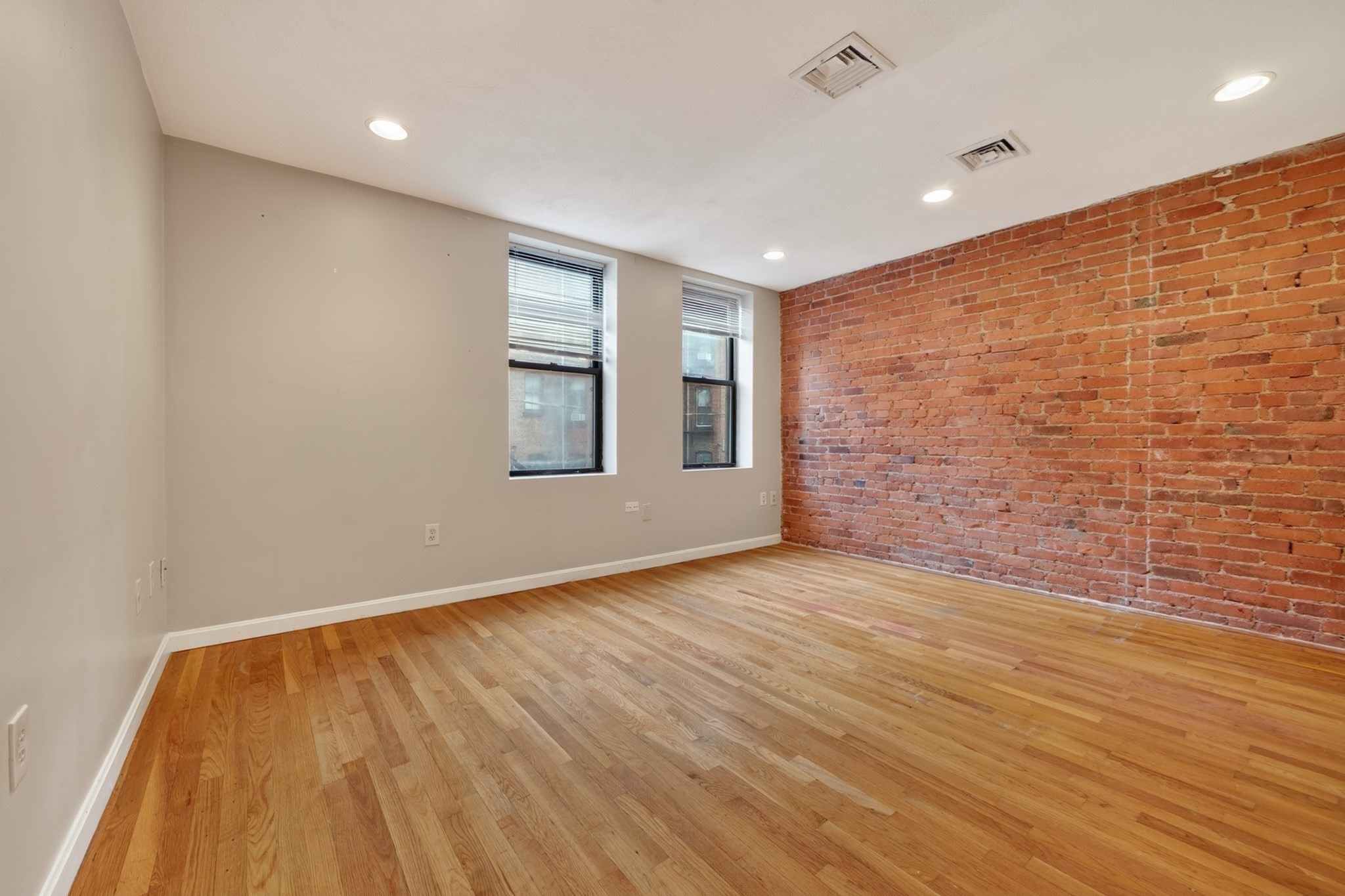 65 Hemenway St. - Fenway